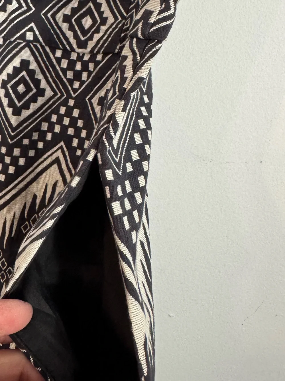 J. Crew Diamond Ikat Black Sleeveless Sheath Dress Tribal Geometric Print Size 2